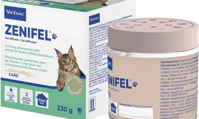 Zenifel-diffusor med lugnande feromoner för stressade katter. Ger en trygghetskänsla, som ett comfort shield katt.